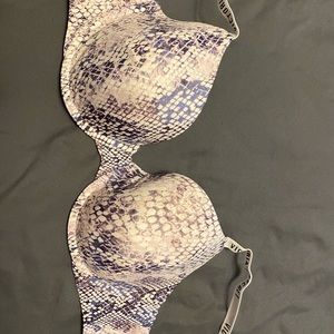Victoria’s Secret bra